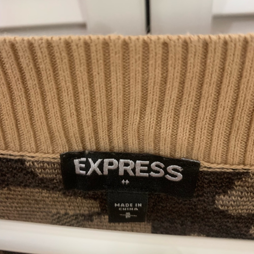 Express knit sweater - Picture 2 of 2